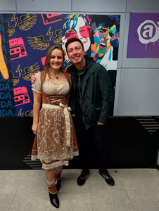 Gabriela Andrade e Rafa Steinbach na Atlântida Blumenau. (Divulgação)