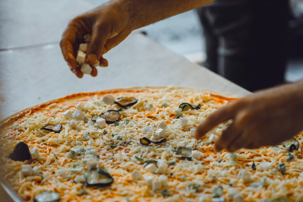 Pizzaria de Florianópolis busca fortalecer a marca na rádio