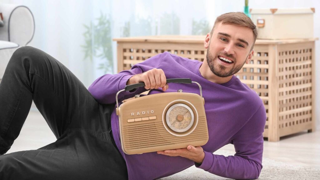 Conexão do rádio com a audiência fortalece os anunciantes